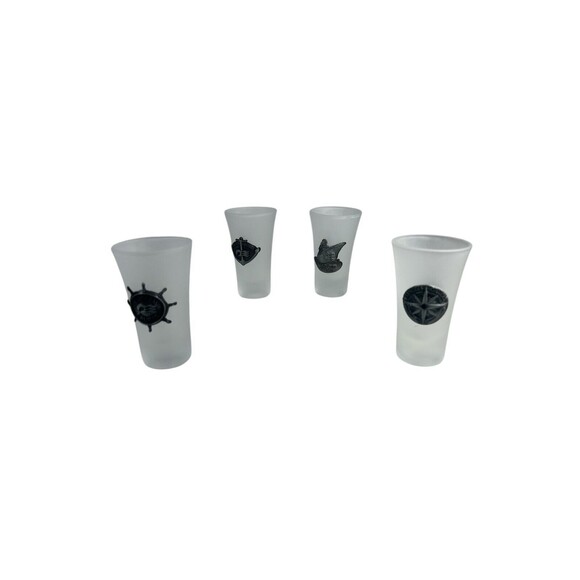 Set Of 4 Princess Cruise Line Frosted 2 Oz Shot Glasses With Metal Medallion - Picture 4 of 12